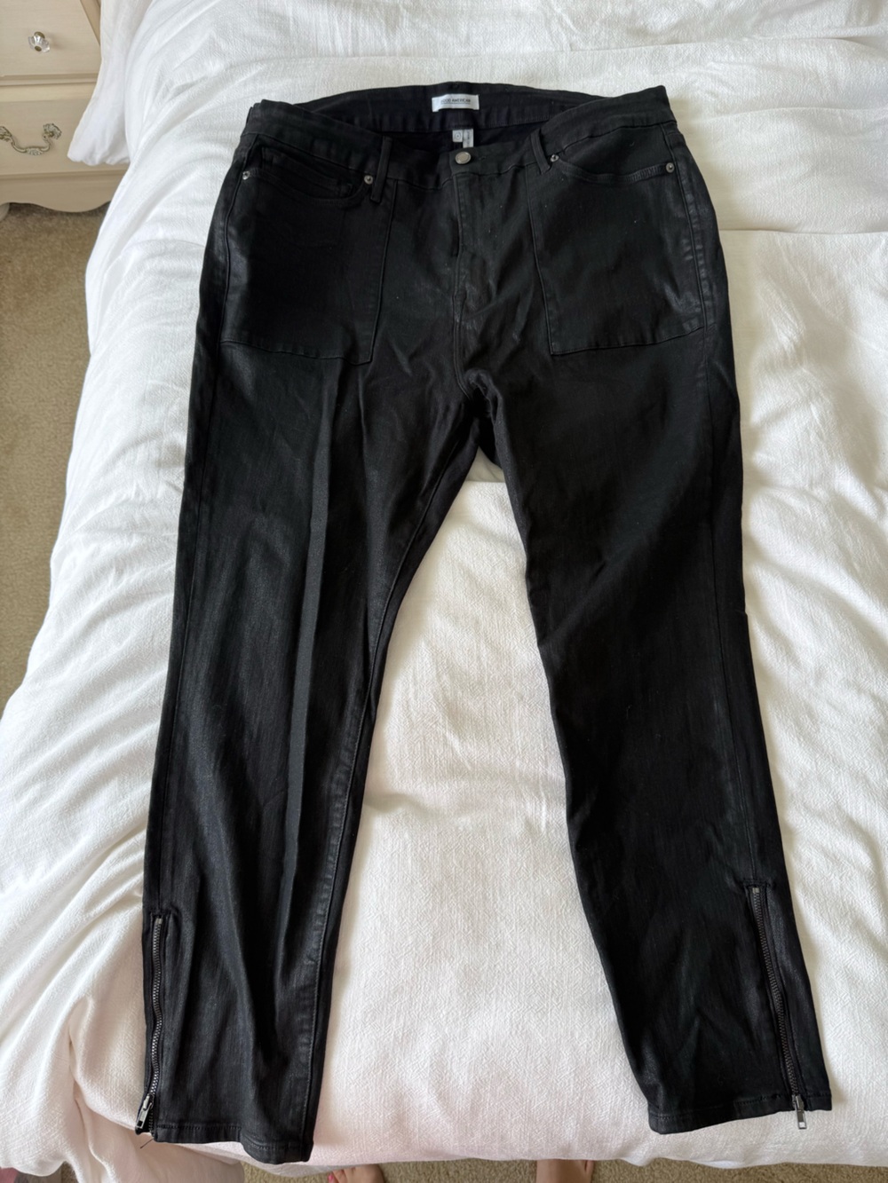 Good American Black Coated High-Rise Good Waist Jeans Size 20